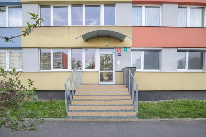 Prodej bytu 2+kk, Praha - Lhotka, Novodvorská, 41 m2