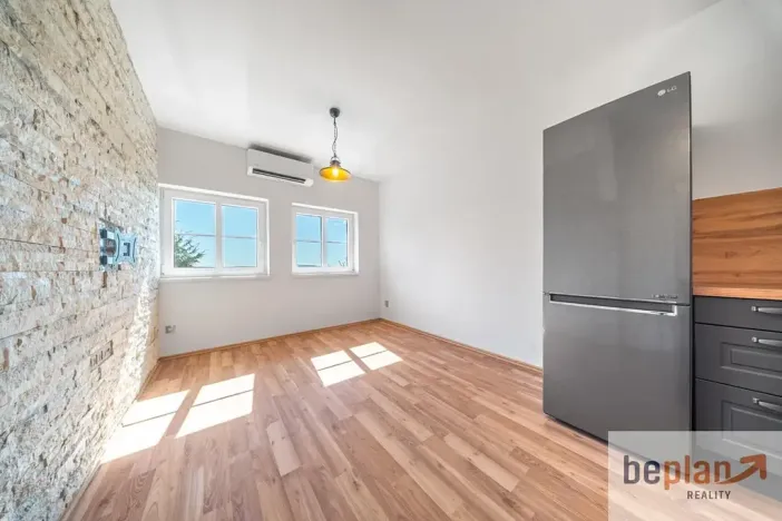 Prodej bytu 2+kk, Stříbrná Skalice, 48 m2