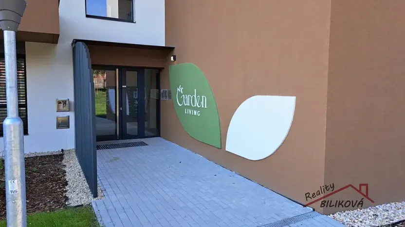 Pronájem bytu 2+kk, Praha - Černý Most, Arnošta Valenty, 47 m2