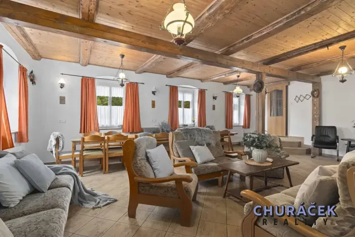 Prodej rodinného domu, Nová Pec, 280 m2