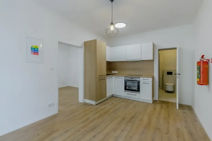 Pronájem bytu 2+kk, Praha - Košíře, Fabiánova, 37 m2
