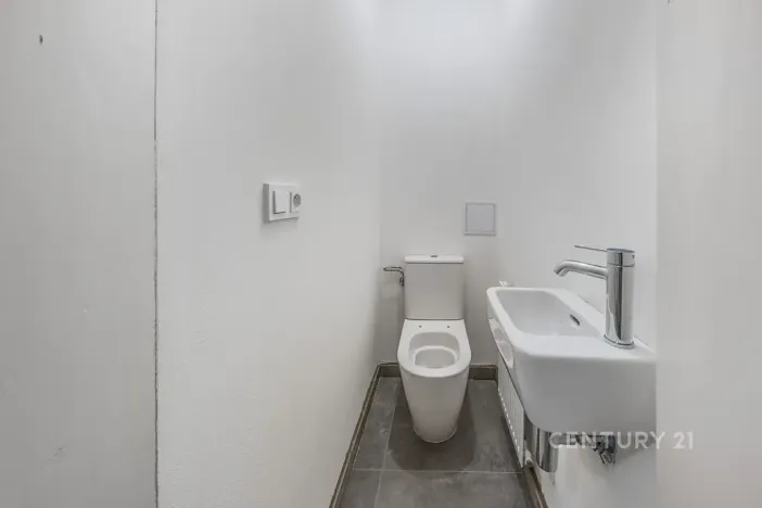 Pronájem bytu 2+kk, Praha - Nusle, Sezimova, 50 m2