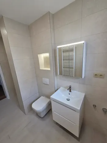 Pronájem bytu 2+kk, Praha - Vinohrady, Nad olšinami, 47 m2