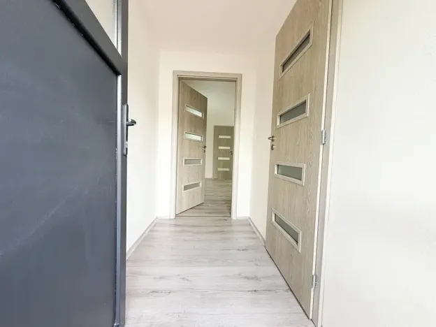Pronájem bytu 2+kk, Praha - Újezd nad Lesy, Starokolínská, 38 m2