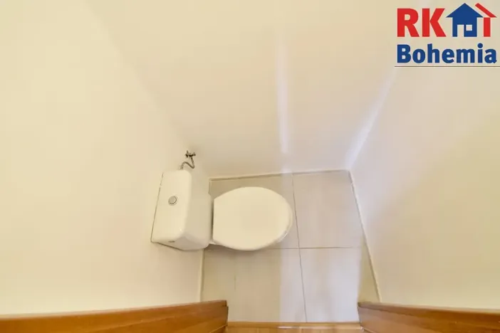 Pronájem bytu 1+kk, Praha - Břevnov, Na Petynce, 29 m2