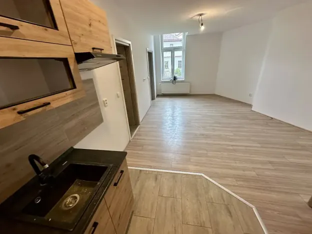 Pronájem bytu 2+kk, Semily, Komenského náměstí, 48 m2