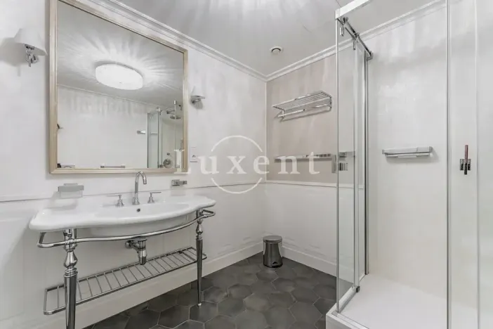 Prodej bytu 4+kk, Karlovy Vary, Vřídelní, 162 m2