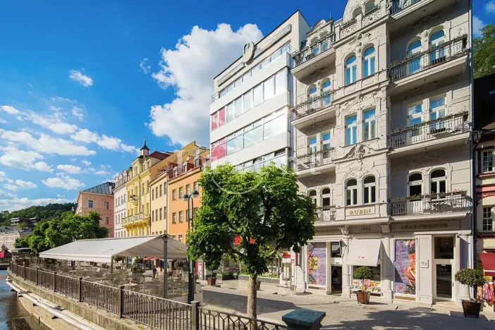 Prodej bytu 4+kk, Karlovy Vary, Vřídelní, 162 m2