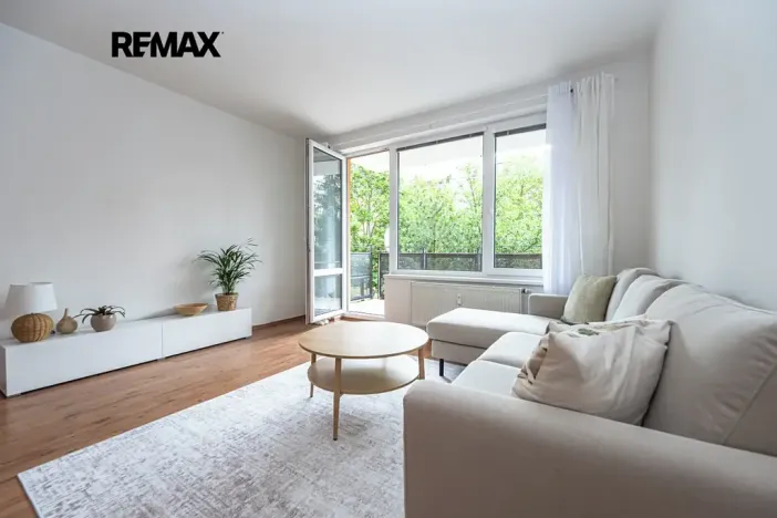 Prodej bytu 2+kk, Praha - Hlubočepy, Kováříkova, 37222 m2