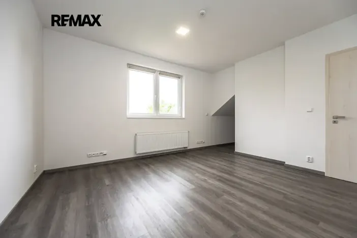 Pronájem rodinného domu, Praha - Strašnice, U trati, 120 m2