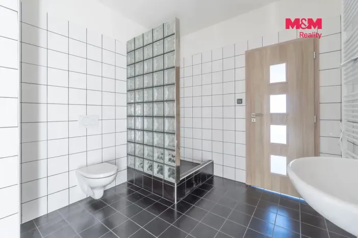 Pronájem bytu 1+kk, Poděbrady - Poděbrady II, Na Valech, 43 m2