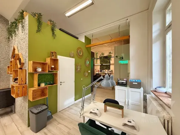 Prodej obchodního prostoru, Praha - Žižkov, Husitská, 89 m2