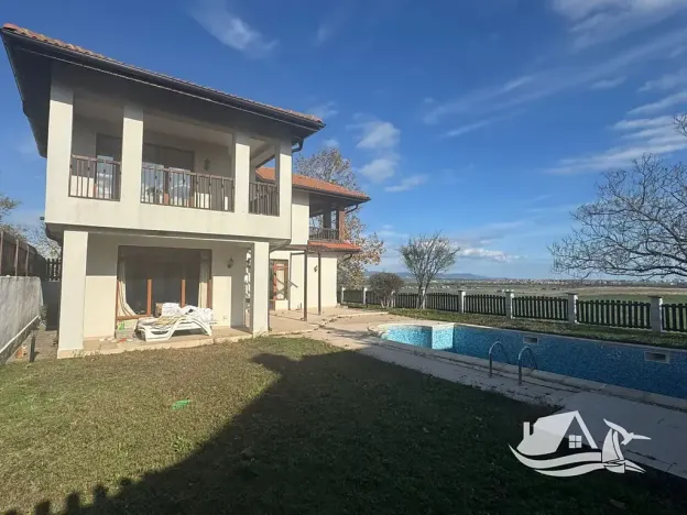 Prodej rodinného domu, Pomorie, Bulharsko, 146 m2