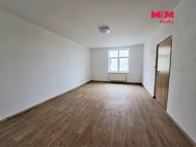 Pronájem bytu 2+kk, Lomnice nad Popelkou, Komenského, 65 m2