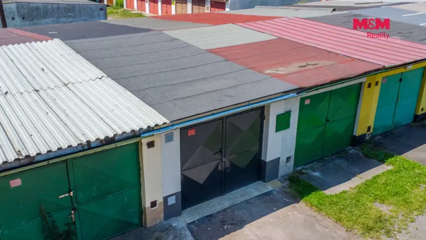 Pronájem garáže, Česká Lípa, Heroutova, 22 m2