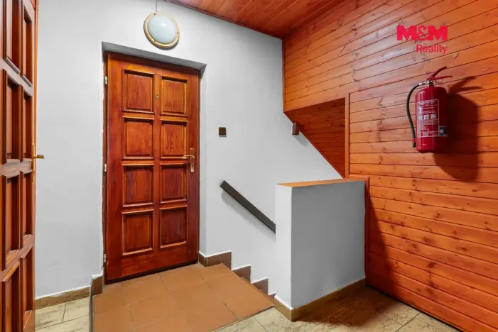 Prodej ubytování, Lomnice nad Popelkou, Poděbradova, 600 m2