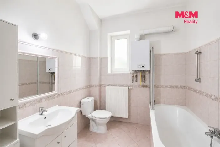 Prodej bytu 2+1, Aš, Krajkářská, 65 m2