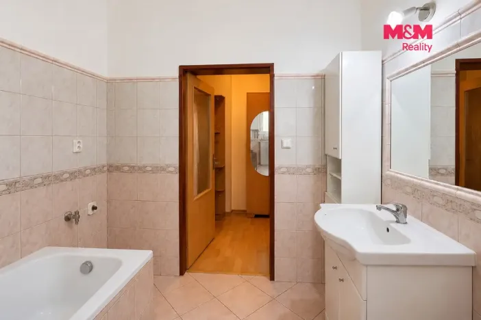 Prodej bytu 2+1, Aš, Krajkářská, 65 m2