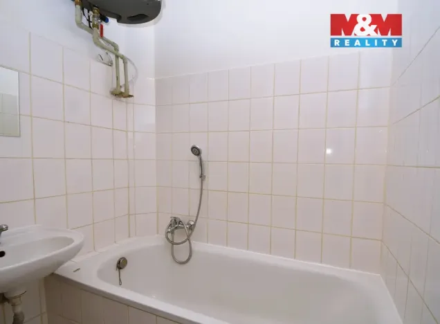 Pronájem bytu 1+1, Praha - Michle, Nuselská, 37 m2