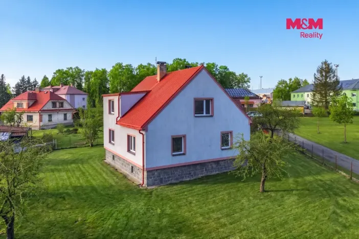 Prodej rodinného domu, Ždírec nad Doubravou, Družstevní, 225 m2