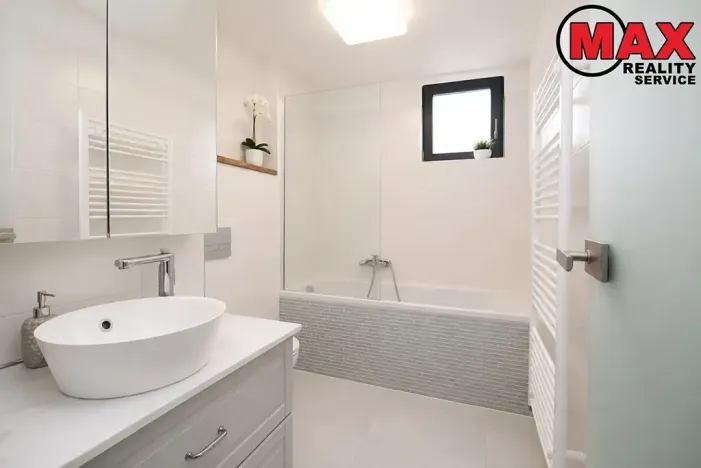 Prodej bytu 3+kk, Praha - Dolní Chabry, Poštova, 83 m2