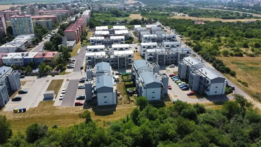 Prodej pozemku, Znojmo, Třešňová, 12 m2