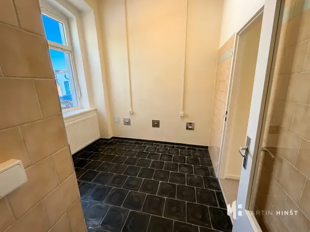Pronájem skladu, Praha - Libeň, Na Košince, 150 m2