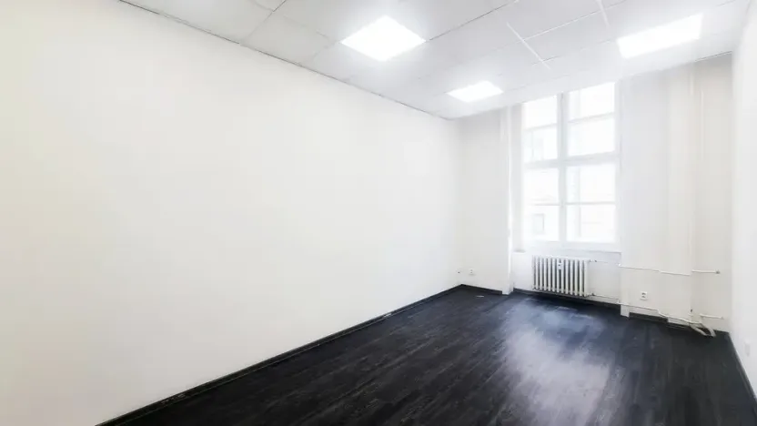 Pronájem kanceláře, Brno, Sukova, 21 m2