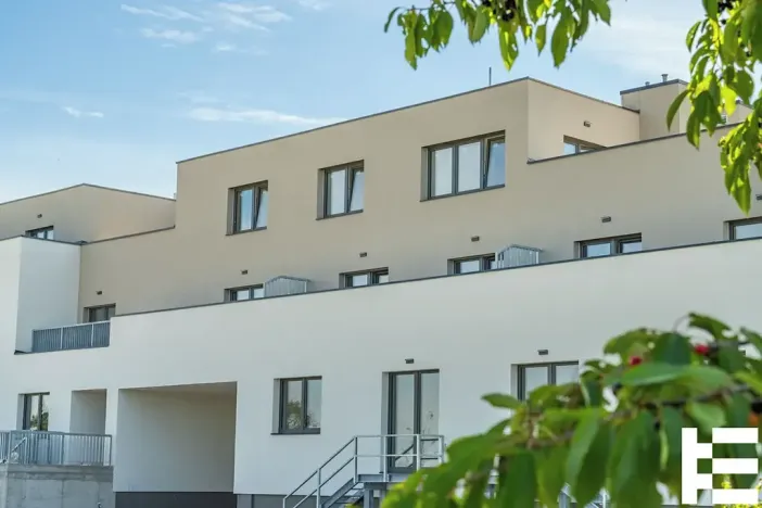 Prodej bytu 1+kk, Praha - Satalice, Za Novákovou zahradou, 32 m2