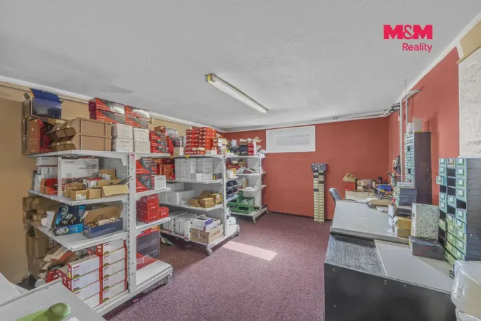Prodej obchodního prostoru, Pardubice - Zelené Předměstí, Mikulovická, 330 m2