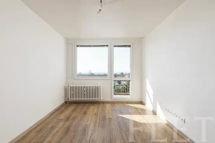 Pronájem bytu 2+kk, Praha - Prosek, Zárybská, 41 m2