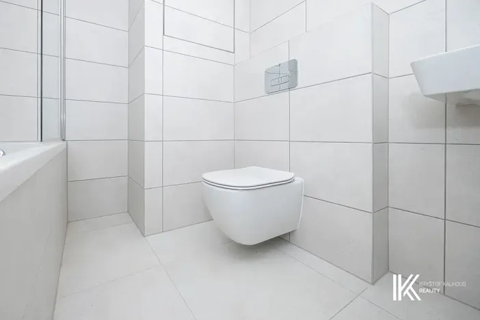 Pronájem bytu 2+kk, Pardubice, U Sportovní školy, 44 m2