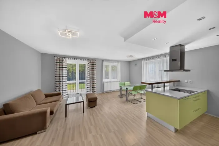 Prodej bytu 2+kk, Měchenice, Sloupecká, 64 m2