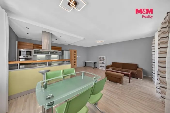 Prodej bytu 2+kk, Měchenice, Sloupecká, 64 m2