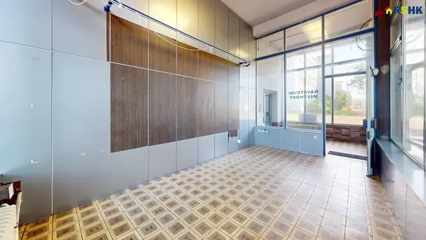 Pronájem kanceláře, Hradec Králové, Akademika Bedrny, 110 m2