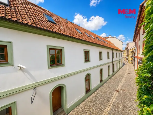 Pronájem bytu 1+1, České Budějovice - České Budějovice 1, Hradební, 18 m2