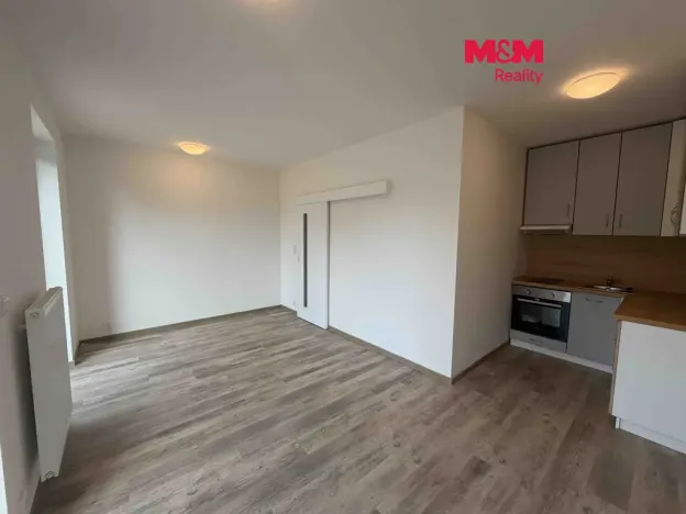 Pronájem bytu 1+kk, Český Brod, Langova, 28 m2