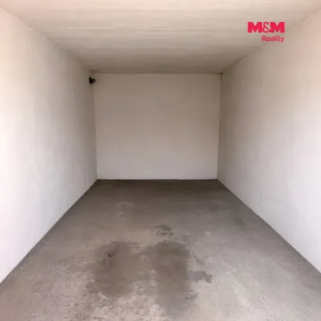 Pronájem garáže, Pardubice - Nové Jesenčany, 19 m2