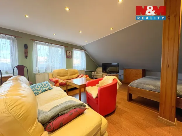 Prodej rodinného domu, Velké Žernoseky, 438 m2