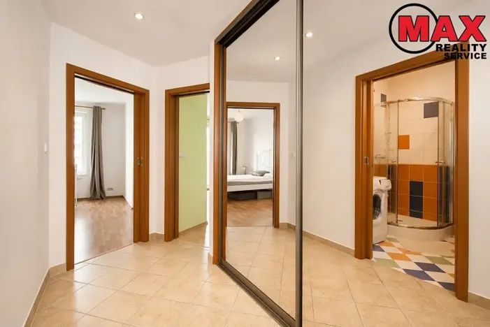 Pronájem bytu 2+kk, Praha - Záběhlice, Mattioliho, 53 m2