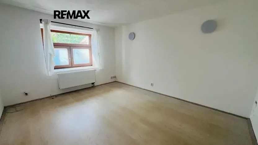 Pronájem rodinného domu, Milovice, 100 m2
