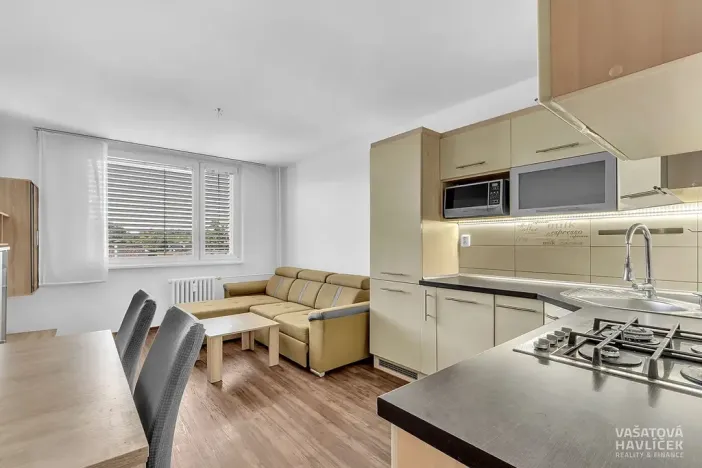 Pronájem bytu 2+kk, Hradec Králové, třída Edvarda Beneše, 49 m2