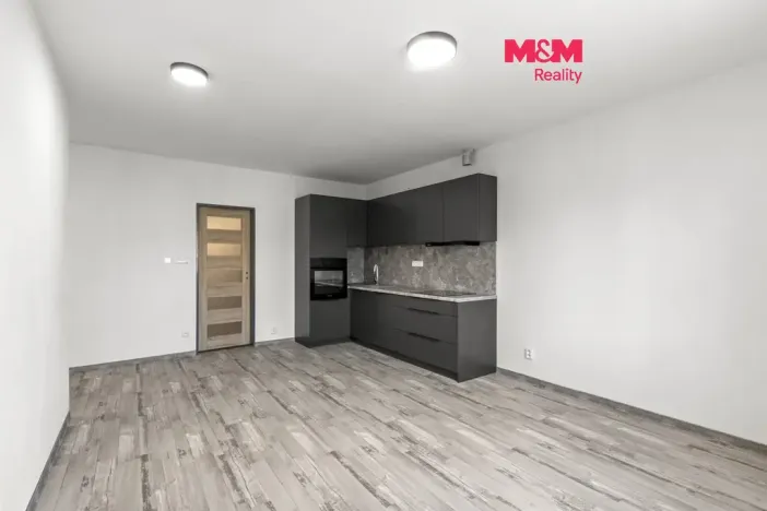Pronájem bytu 3+kk, Heřmanův Městec, náměstí Míru, 61 m2