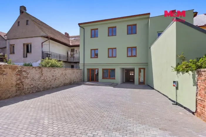 Pronájem bytu 3+kk, Heřmanův Městec, náměstí Míru, 61 m2
