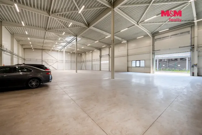 Pronájem skladu, Domažlice - Bezděkovské Předměstí, Cihlářská, 992 m2