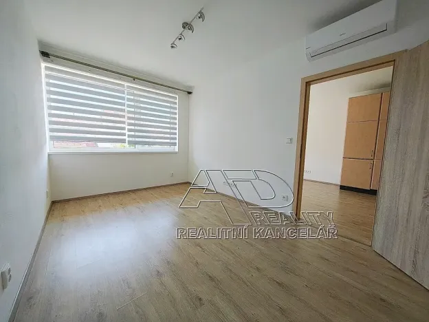 Pronájem bytu 2+kk, České Budějovice, B. Smetany, 46 m2