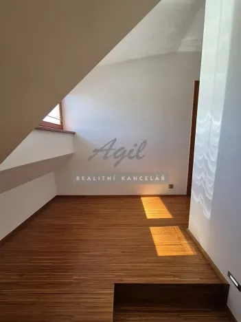 Prodej rodinného domu, Hostěnice, 142 m2