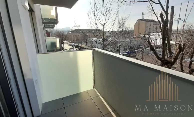 Pronájem bytu 1+kk, Praha - Holešovice, Na Maninách, 33 m2