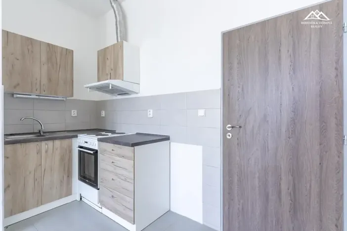 Pronájem bytu 2+kk, Hlinsko, Adámkova třída, 52 m2