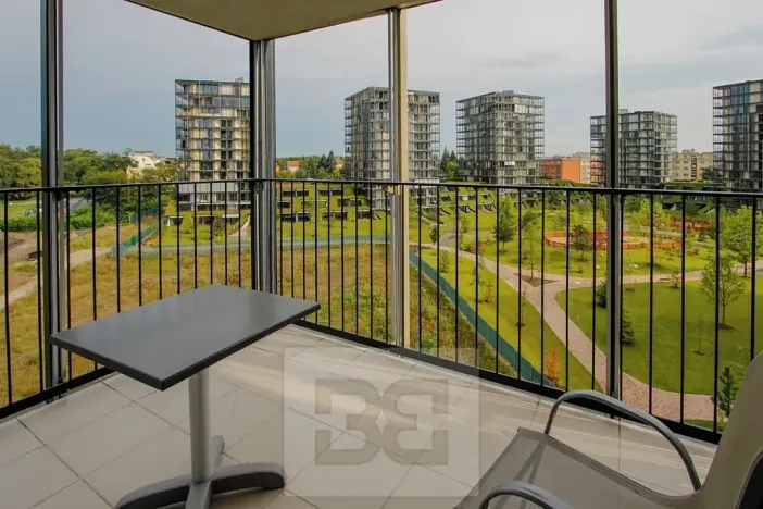 Pronájem bytu 2+kk, Praha - Žižkov, Pitterova, 63 m2